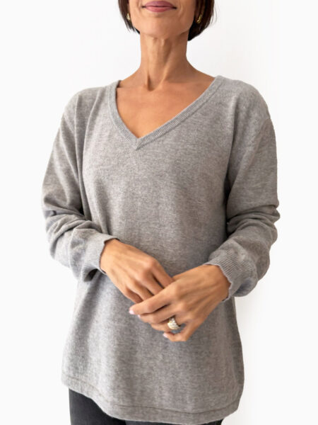 V neck sweater
